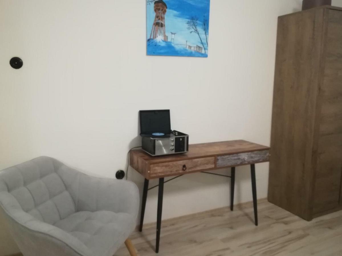 Apartman S Vyhladom Daire Kremnica Dış mekan fotoğraf